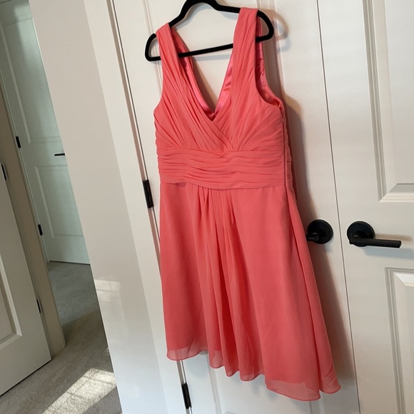 Pink party dress - Picture 6 of 7